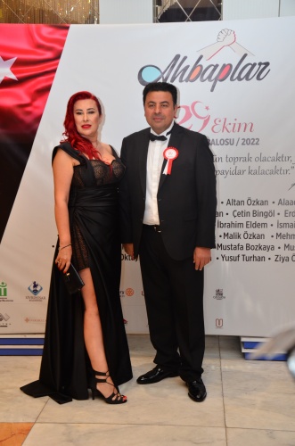 TANGO GÖSTERİLİ CUMHURİYET BALOSU