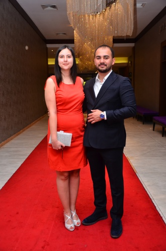 TOMRİS ÇİFTİNİN AŞK DÜĞÜNÜ