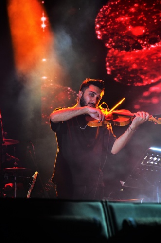 MELEK MOSSO,ESKİŞEHİR'DE YIKTI GEÇTİ