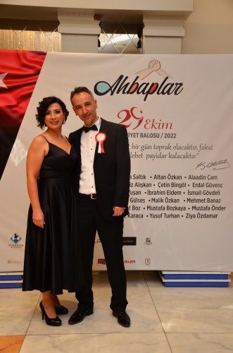 TANGO GÖSTERİLİ CUMHURİYET BALOSU