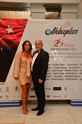 TANGO GÖSTERİLİ CUMHURİYET BALOSU