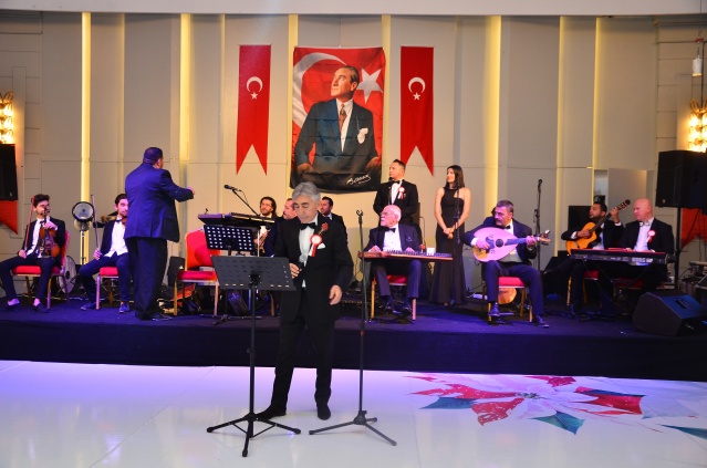 TANGO GÖSTERİLİ CUMHURİYET BALOSU