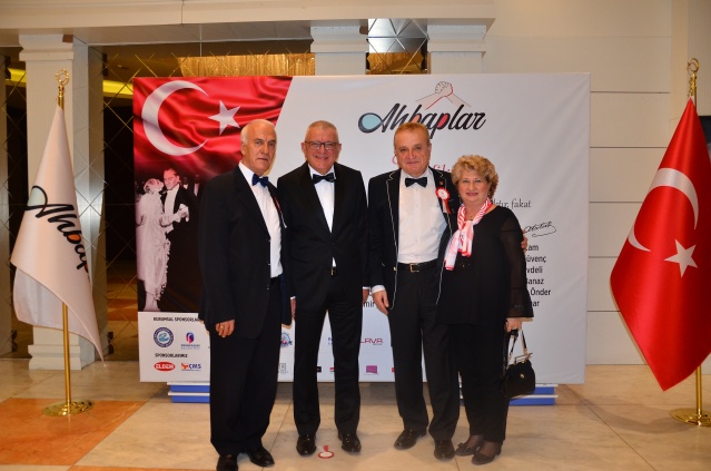 TANGO GÖSTERİLİ CUMHURİYET BALOSU