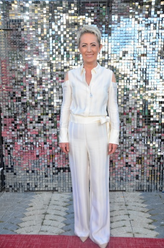 GÜZELLİK MERKEZİNDE MUHTEŞEM AÇILIŞ