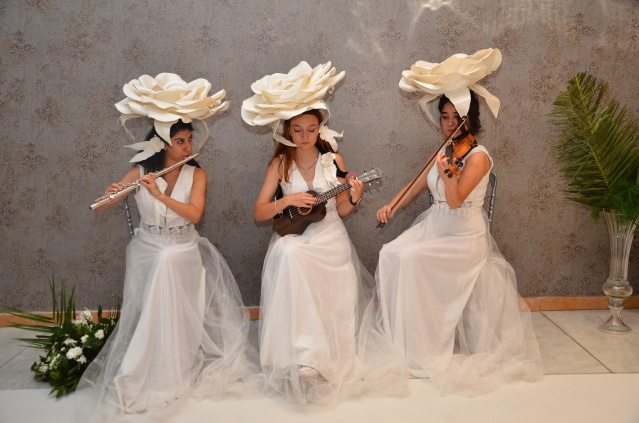 BÜYÜKERŞEN KIYDI, ALTAY SAHNE ALDI