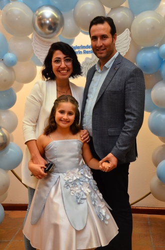 'DÜŞLERİMDEKİ MELEKLERİN RENKLERİ'