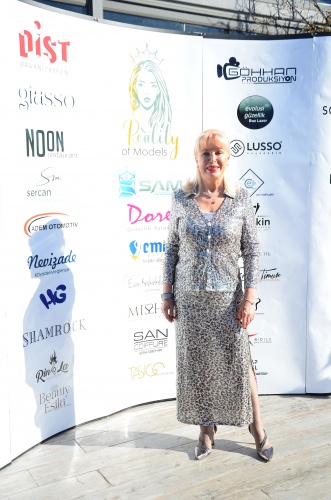 GÜZELLİK TACINI KİM TAKACAK?