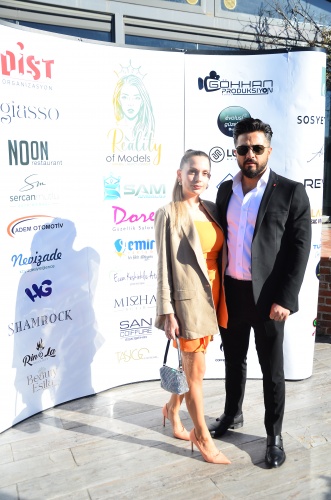 GÜZELLİK TACINI KİM TAKACAK?