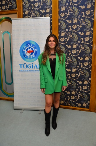 ÜRETİCİ VE GİRİŞİMCİ KADINLAR BİR ARAYA GELDİ