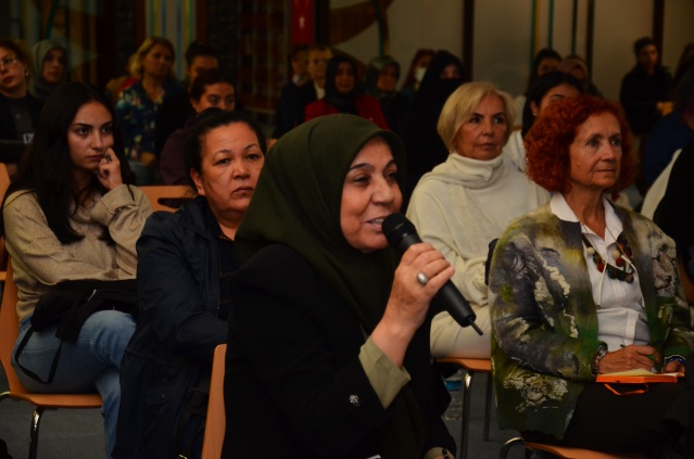 ÜRETİCİ VE GİRİŞİMCİ KADINLAR BİR ARAYA GELDİ