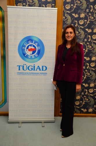 ÜRETİCİ VE GİRİŞİMCİ KADINLAR BİR ARAYA GELDİ