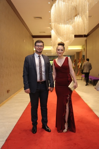 TOMRİS ÇİFTİNİN AŞK DÜĞÜNÜ