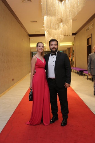 TOMRİS ÇİFTİNİN AŞK DÜĞÜNÜ