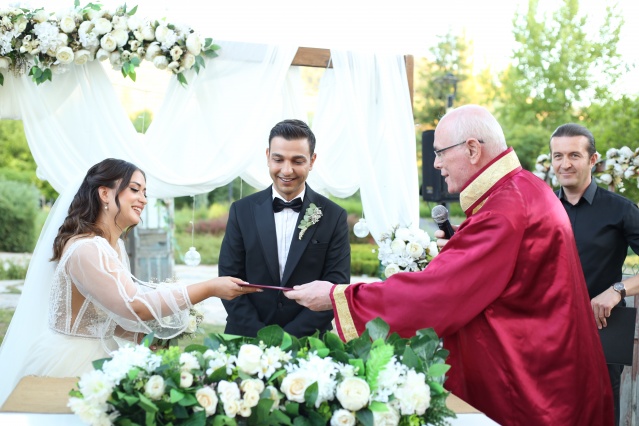 HAYALLERİ SÜSLEYEN MUHTEŞEM DÜĞÜN