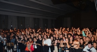 MANGA, GENÇ HAYRANLARINI COŞTURDU