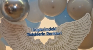 'DÜŞLERİMDEKİ MELEKLERİN RENKLERİ'