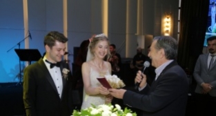 TOMRİS ÇİFTİNİN AŞK DÜĞÜNÜ