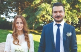 Şık bir nikah töreniyle evlendiler