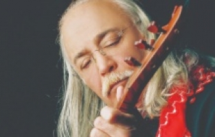 Anadolu Rock müziğinin öncü ismi; Cahit Berkay