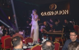 Başarılarını bu yemekte kutladılar