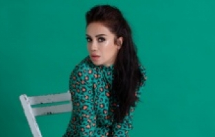 Sahnelerin sevilen sesi; Neslihan Demirtaş