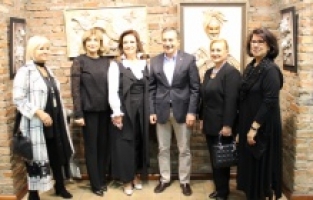 Sanatseverlerden tam not