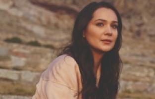 Ekranların parlayan ismi Gülsim Ali İlhan