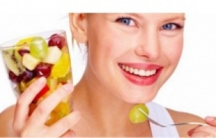 Sağlıklı bir cilde besinlerle kavuşun