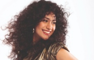 Elif Sanchez "O türküyü annem seçti"