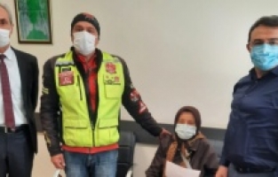 Minik kalplere yardım