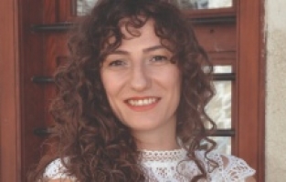 Tarihi Odunpazarı Evinden  Sanat Galerisine giden yolculuk ; Oda Sanat Galeri