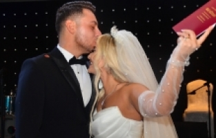 GECEDE IŞILDADILAR.