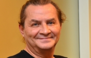 “ HİÇ BİLMEDİĞİM BİR İŞİ YAPMA KARARI ALDIM, TELEVİZYONCU OLDUM”